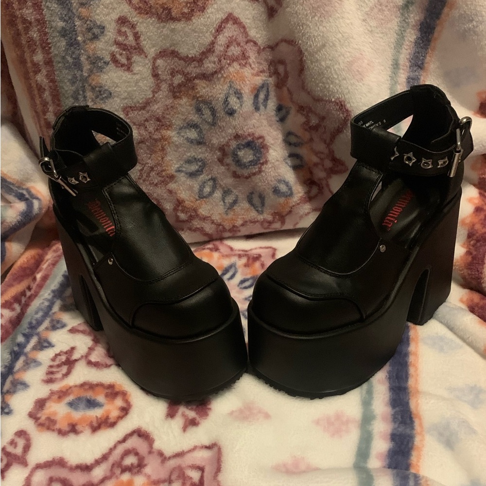 Demonia Cult heels (size 6)